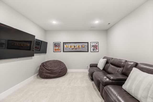 1303 NE Tuscany Boulevard, Ankeny, IA 50021