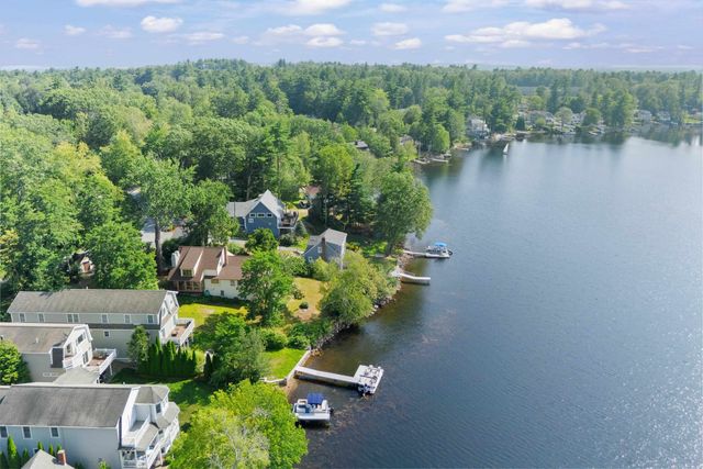 21 Goodridge Avenue, Salem, NH 03079