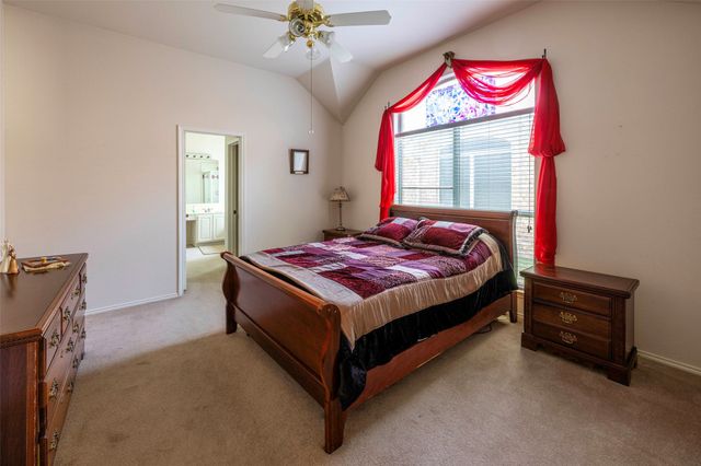 5833 Legend Lane, The Colony, TX 75056
