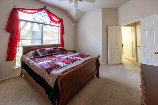 5833 Legend Lane, The Colony, TX 75056