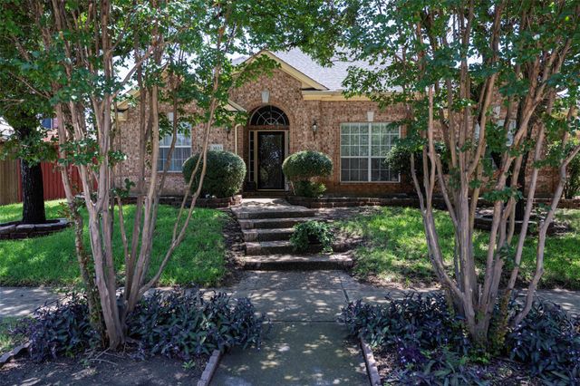 5833 Legend Lane, The Colony, TX 75056