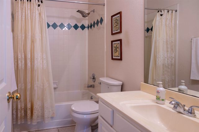 5833 Legend Lane, The Colony, TX 75056