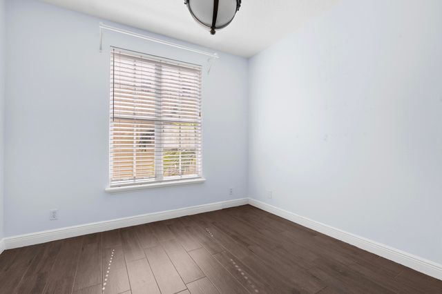 104 Osceola Lane, Jupiter, FL 33458