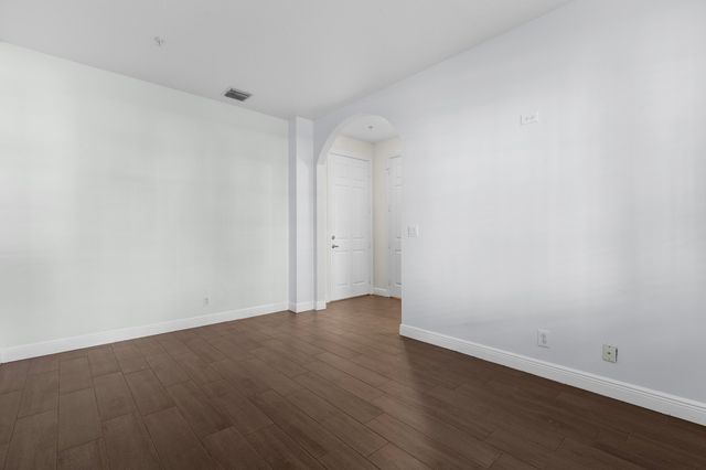 104 Osceola Lane, Jupiter, FL 33458