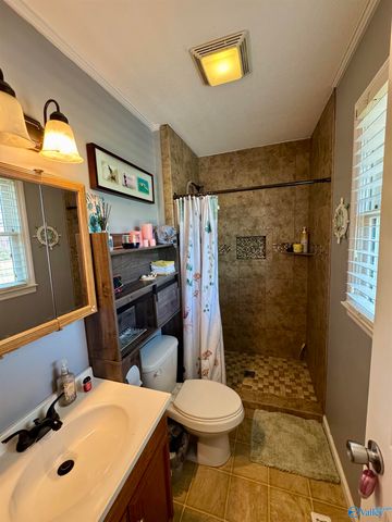 904 Gable Circle SW, Hartselle, AL 35640