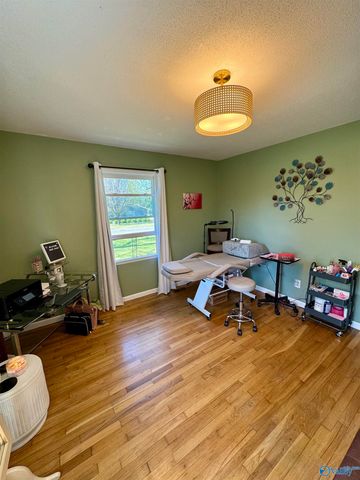 904 Gable Circle SW, Hartselle, AL 35640