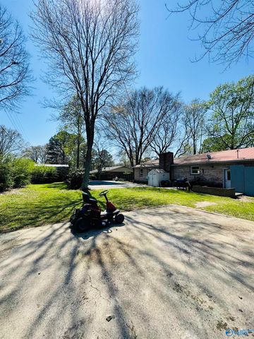 904 Gable Circle SW, Hartselle, AL 35640