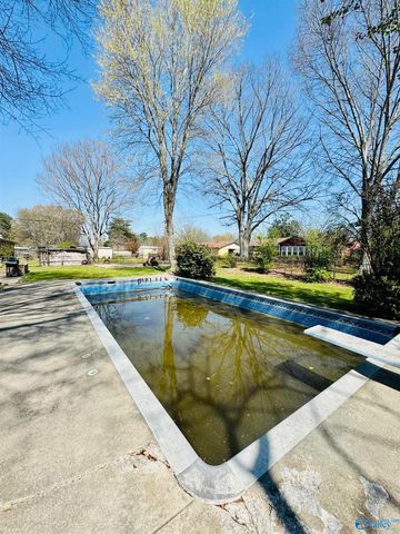 904 Gable Circle SW, Hartselle, AL 35640