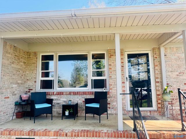 904 Gable Circle SW, Hartselle, AL 35640