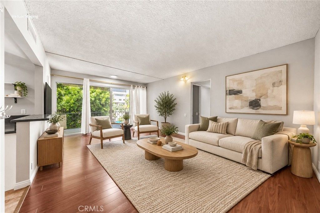 985 E California 306, Pasadena, CA 91106 — exterior