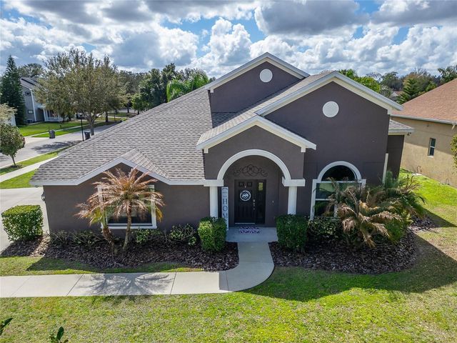 627 LIMONA WOODS DRIVE, Brandon, FL 33510