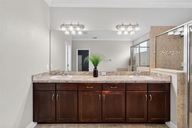 627 LIMONA WOODS DRIVE, Brandon, FL 33510