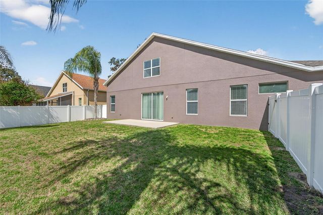 627 LIMONA WOODS DRIVE, Brandon, FL 33510