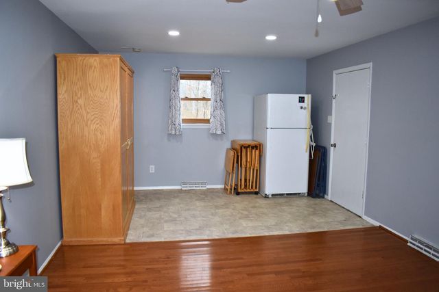 14807 WOODVILLE RD, Waldorf, MD 20601