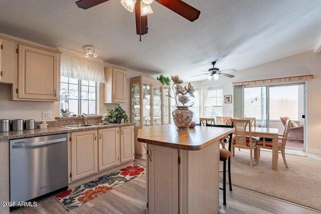 201 S Greenfield Road 176, Mesa, AZ 85206