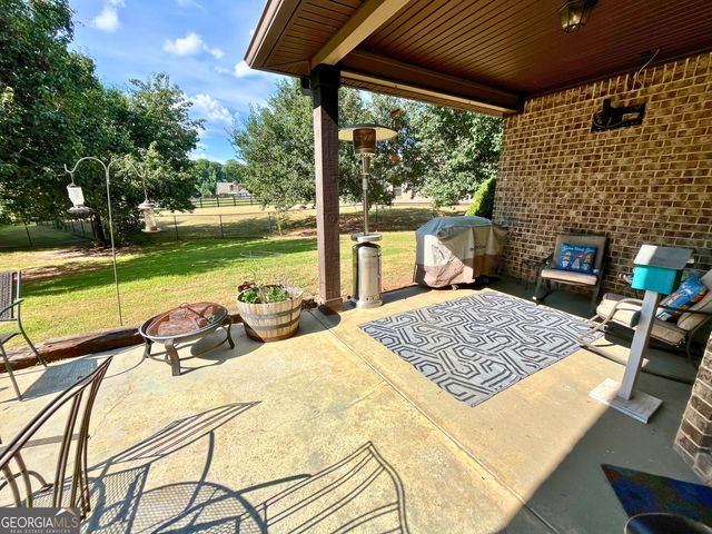 205 Dupont Court, Mcdonough, GA 30252