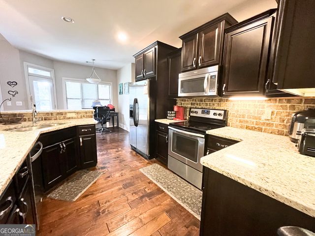 205 Dupont Court, Mcdonough, GA 30252
