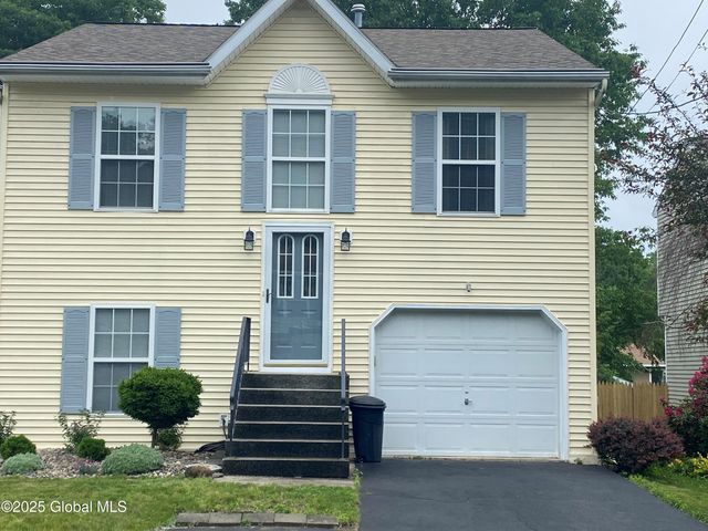 485 Chadwick Road, Schenectady, NY 12304