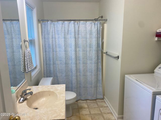485 Chadwick Road, Schenectady, NY 12304