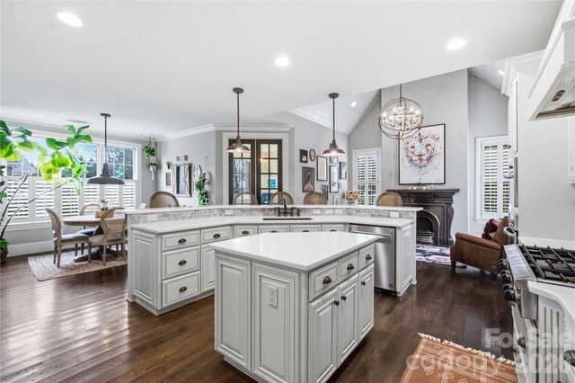 814 Kings Crossing Drive NW, Concord, NC 28027