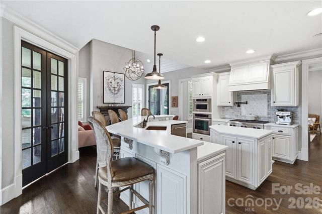 814 Kings Crossing Drive NW, Concord, NC 28027