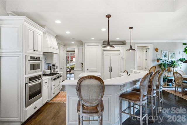 814 Kings Crossing Drive NW, Concord, NC 28027