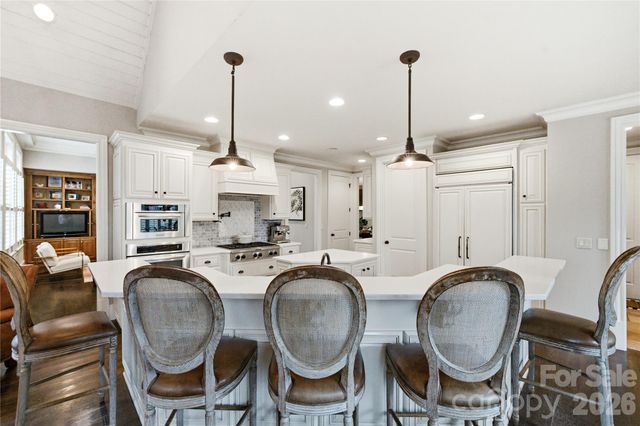 814 Kings Crossing Drive NW, Concord, NC 28027