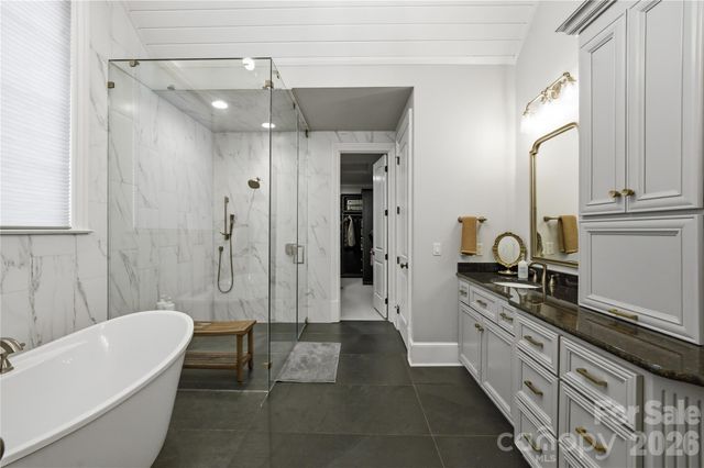 814 Kings Crossing Drive NW, Concord, NC 28027