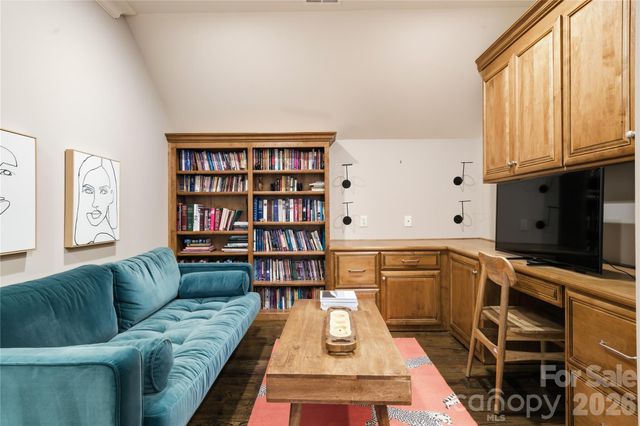 814 Kings Crossing Drive NW, Concord, NC 28027