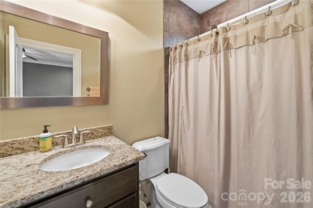 814 Kings Crossing Drive NW, Concord, NC 28027