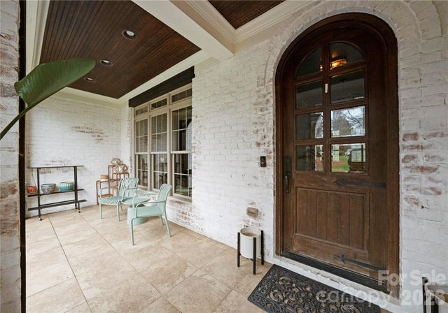 814 Kings Crossing Drive NW, Concord, NC 28027