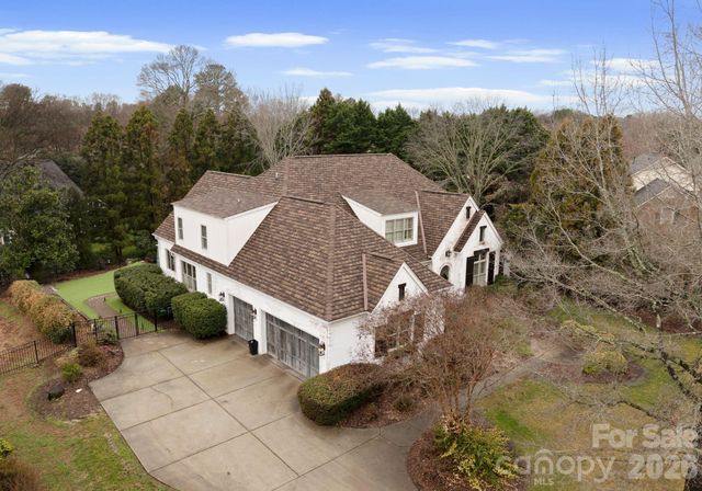 814 Kings Crossing Drive NW, Concord, NC 28027