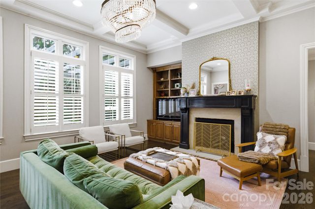 814 Kings Crossing Drive NW, Concord, NC 28027