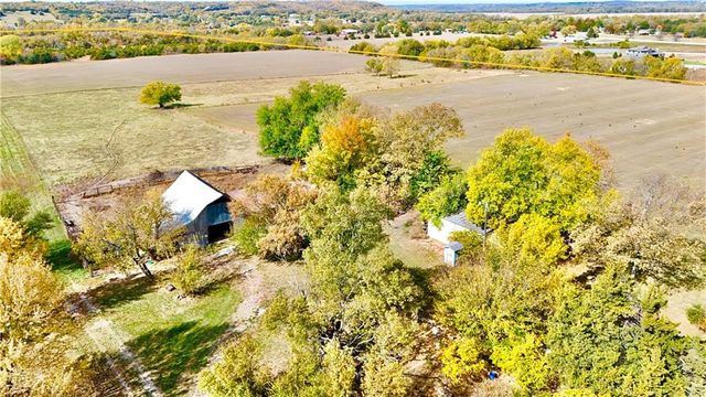 125 Acres E 1296 Road, Lawrence, KS 66047