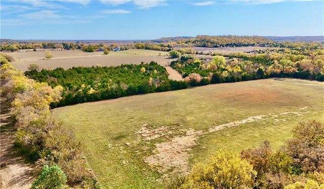 125 Acres E 1296 Road, Lawrence, KS 66047