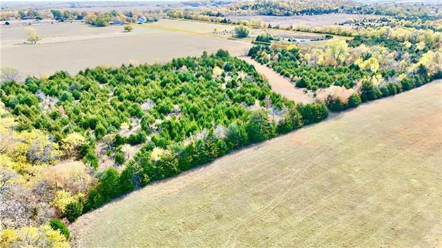 125 Acres E 1296 Road, Lawrence, KS 66047