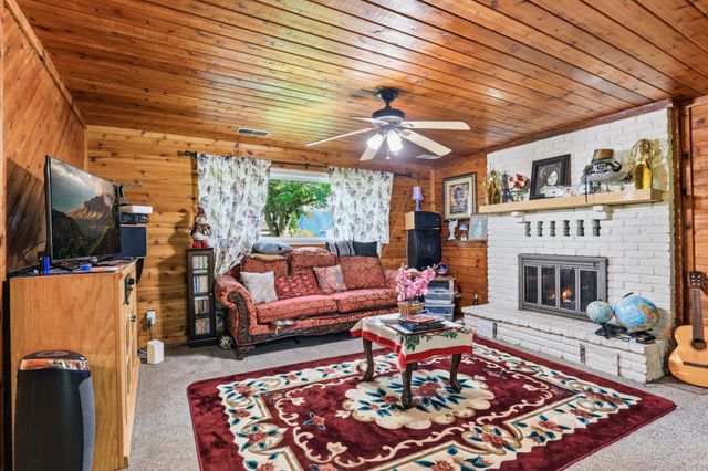 17762 S Shore Lane W, Eden Prairie, MN 55346