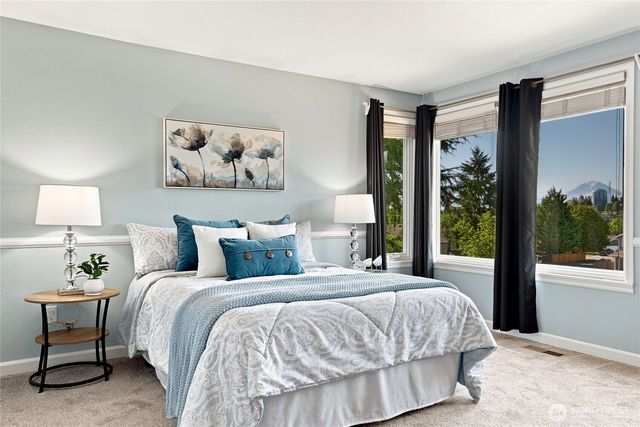 12047 SE 277th Place, Kent, WA 98030