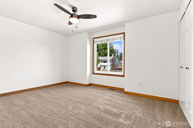 12047 SE 277th Place, Kent, WA 98030