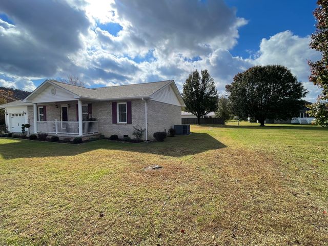 100 Spruce Tree, Barbourville, KY 40906