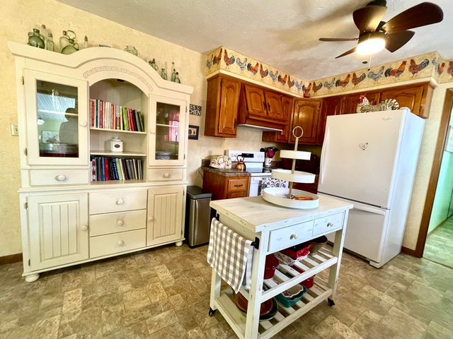 100 Spruce Tree, Barbourville, KY 40906