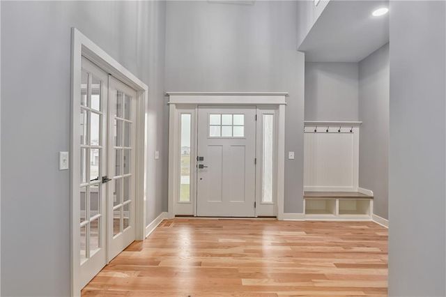 6004 Apache Drive, Shawnee, KS 66226