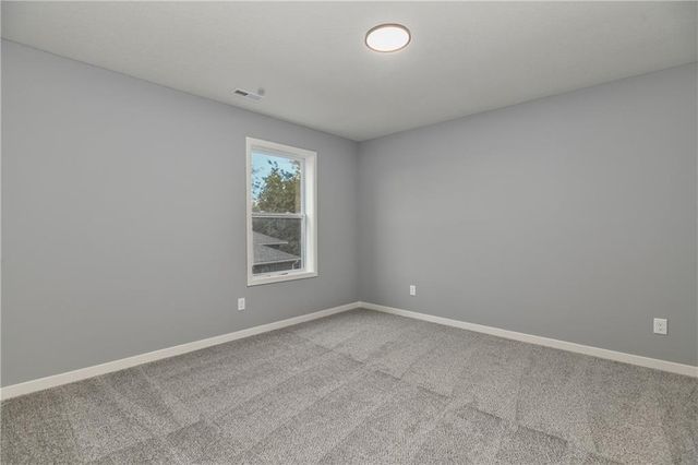 6004 Apache Drive, Shawnee, KS 66226