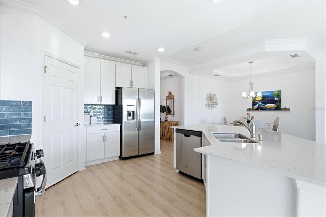 7346 DIVOT LOOP 12B, Lakewood Ranch, FL 34202