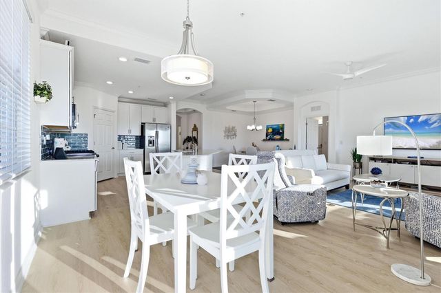 7346 DIVOT LOOP 12B, Lakewood Ranch, FL 34202