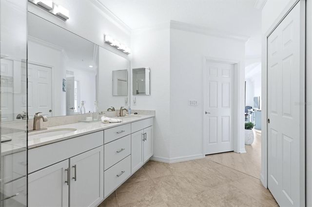 7346 DIVOT LOOP 12B, Lakewood Ranch, FL 34202