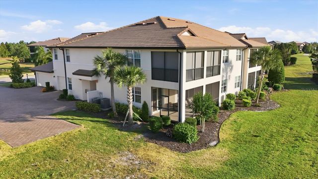 7346 DIVOT LOOP 12B, Lakewood Ranch, FL 34202