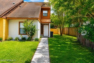 7668 MELISSA Court N, Jacksonville, FL 32210