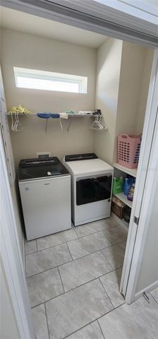 1823 SPRING SHOWER CIR, Kissimmee, FL 34744