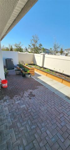 1823 SPRING SHOWER CIR, Kissimmee, FL 34744